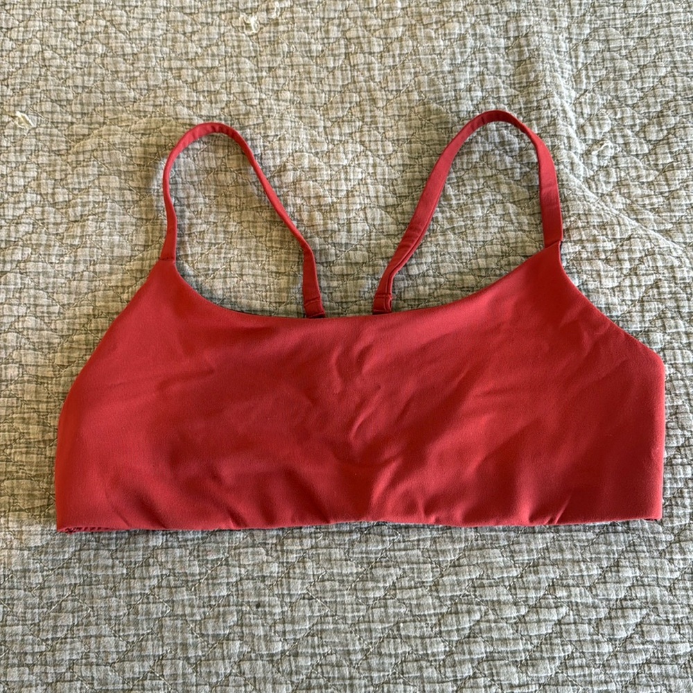 Lululemon training / workout bra